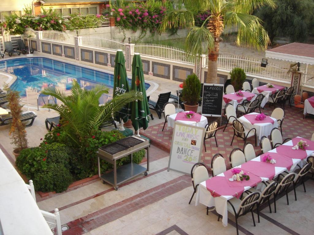 Side Best Hotel Exterior photo